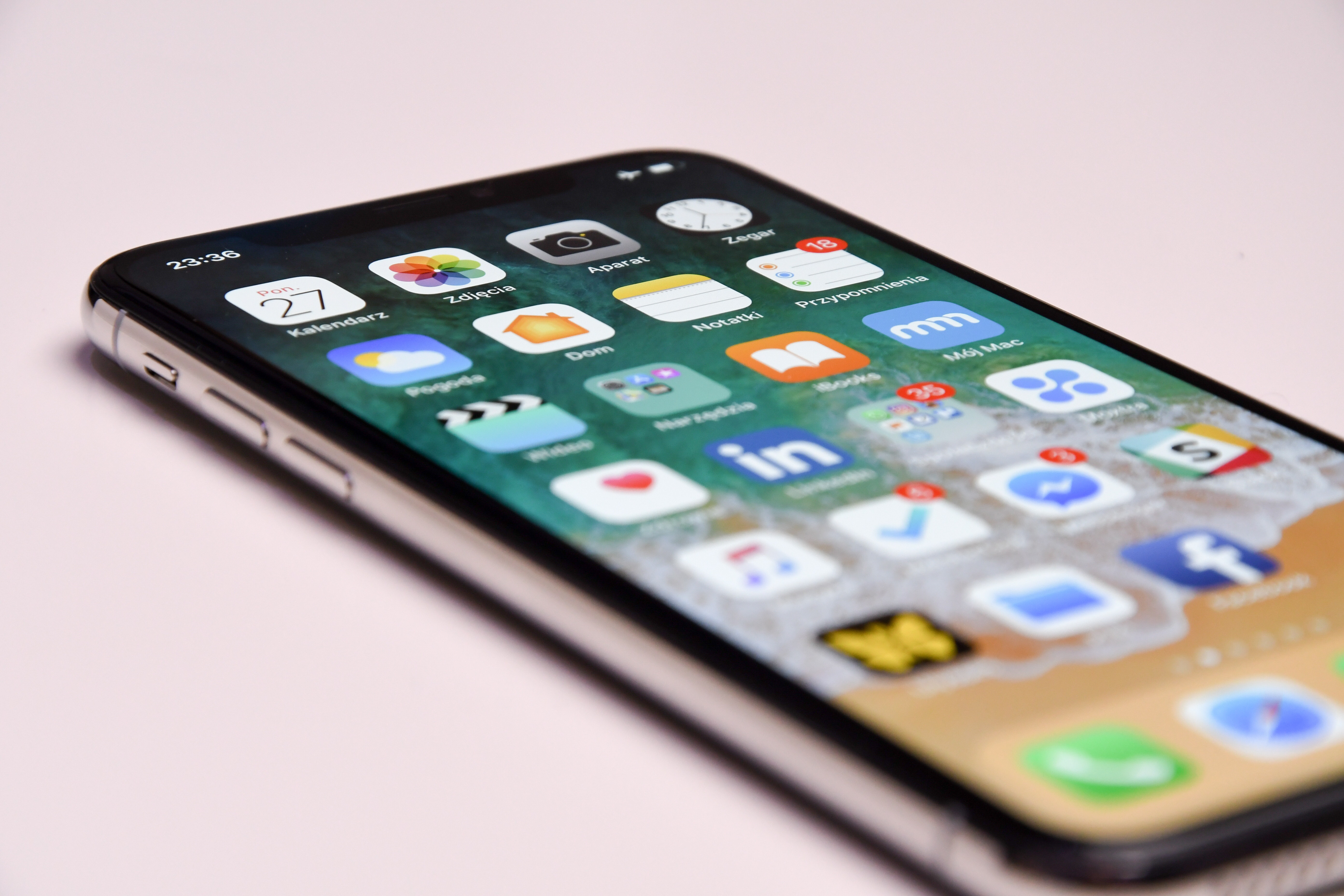iPhone needs a Finder-like application